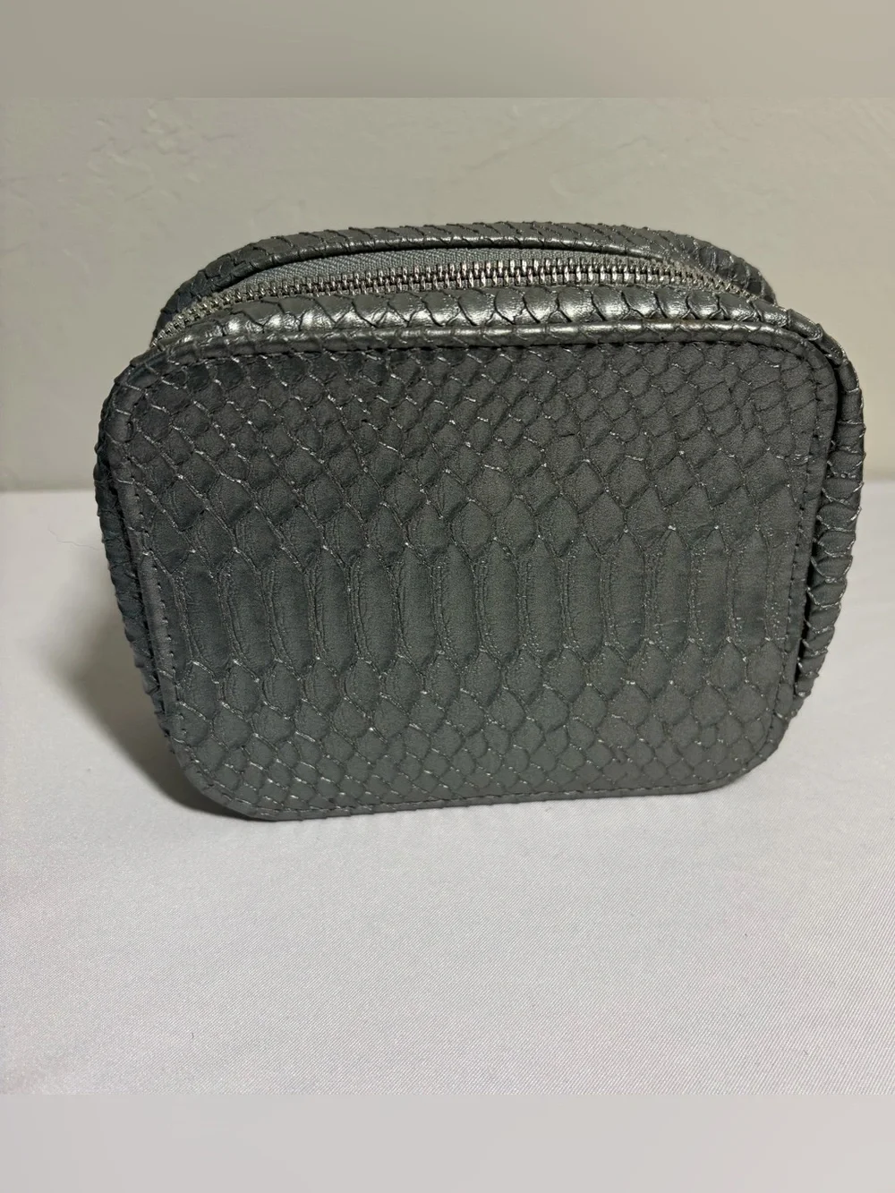 Trish McEvoy Gunmetal Reptile Cosmetic Planner